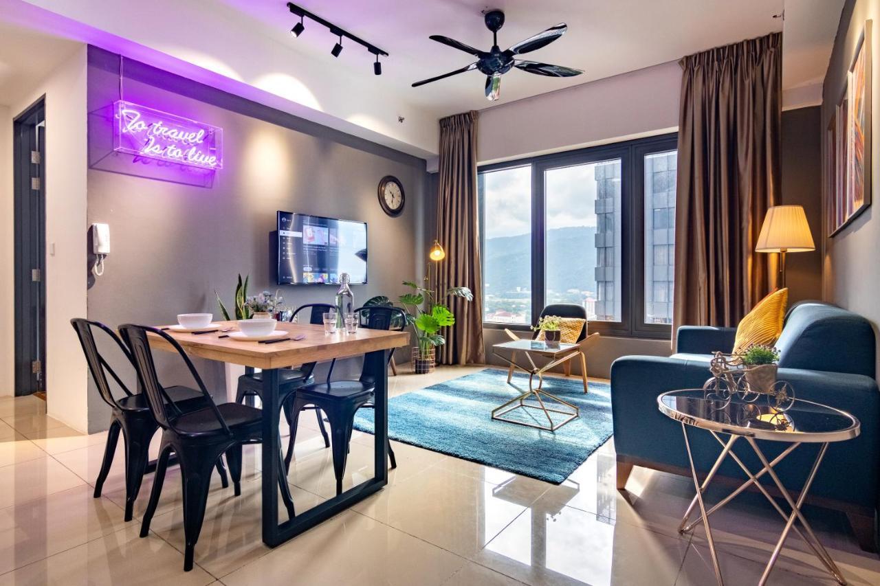Tropicana 218 X Airlevate Suites Джорджтаун Экстерьер фото