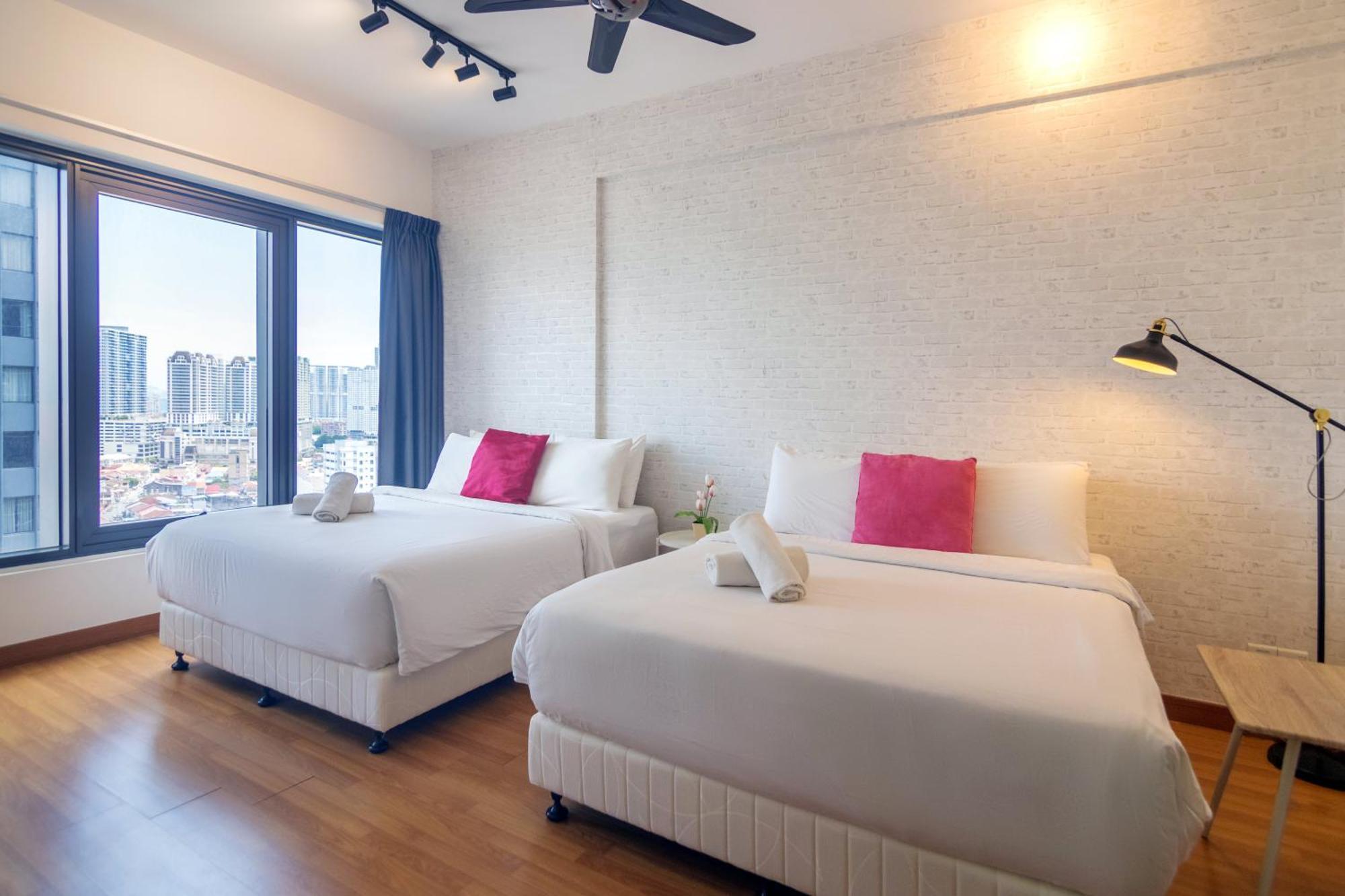 Tropicana 218 X Airlevate Suites Джорджтаун Экстерьер фото